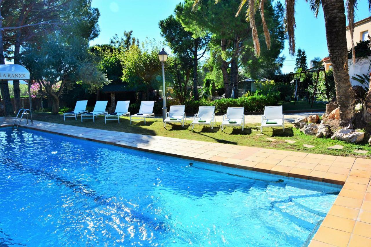 Villa Sitges El Ranch Amaizing Outdoor Areas Beaches At 5 Minutes Walk Sitges At 15 Min Drive Ac Pool Jacuzzi & Garden Xxl Калафелл Экстерьер фото