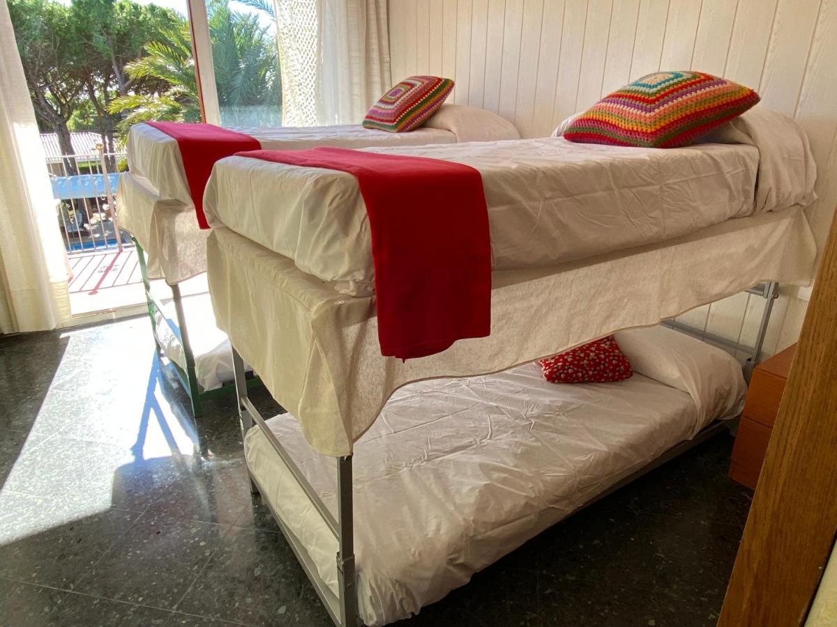 Villa Sitges El Ranch Amaizing Outdoor Areas Beaches At 5 Minutes Walk Sitges At 15 Min Drive Ac Pool Jacuzzi & Garden Xxl Калафелл Экстерьер фото
